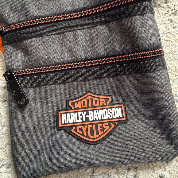 Harley-Davidson Heather Gray Crossbody Sling Bag Shield Logo NWT - Picture 6 of 6